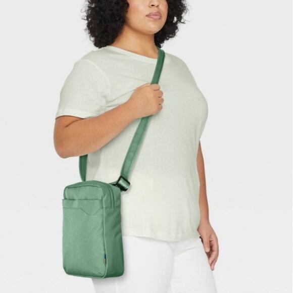 Open Story Anti-Theft‎ Vertical Travel Green Water Repellent Festival Crossbody - Picture 1 of 11